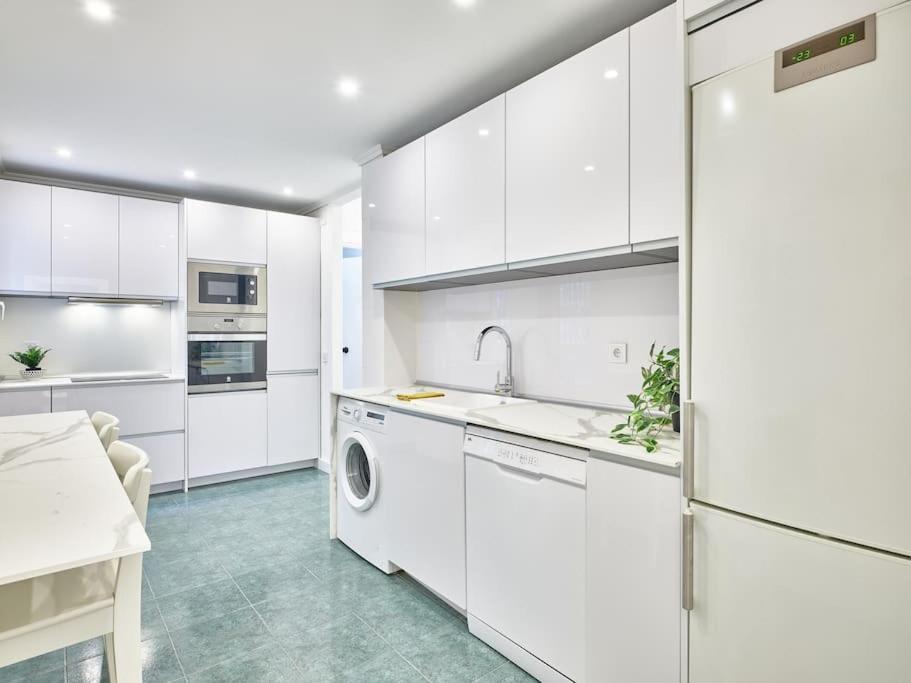 New.Apto-Ponzano. Luxe & Spacious 4Rooms 3Bathroom Madrid Exterior photo